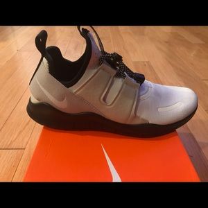 📍Nike Free RN Commuter 2018